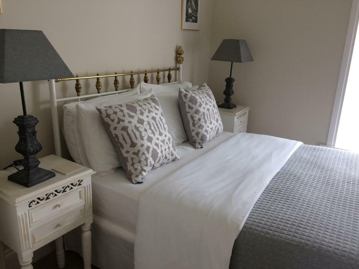 Little Manor Bed & Breakfast Cheltenham Ngoại thất bức ảnh